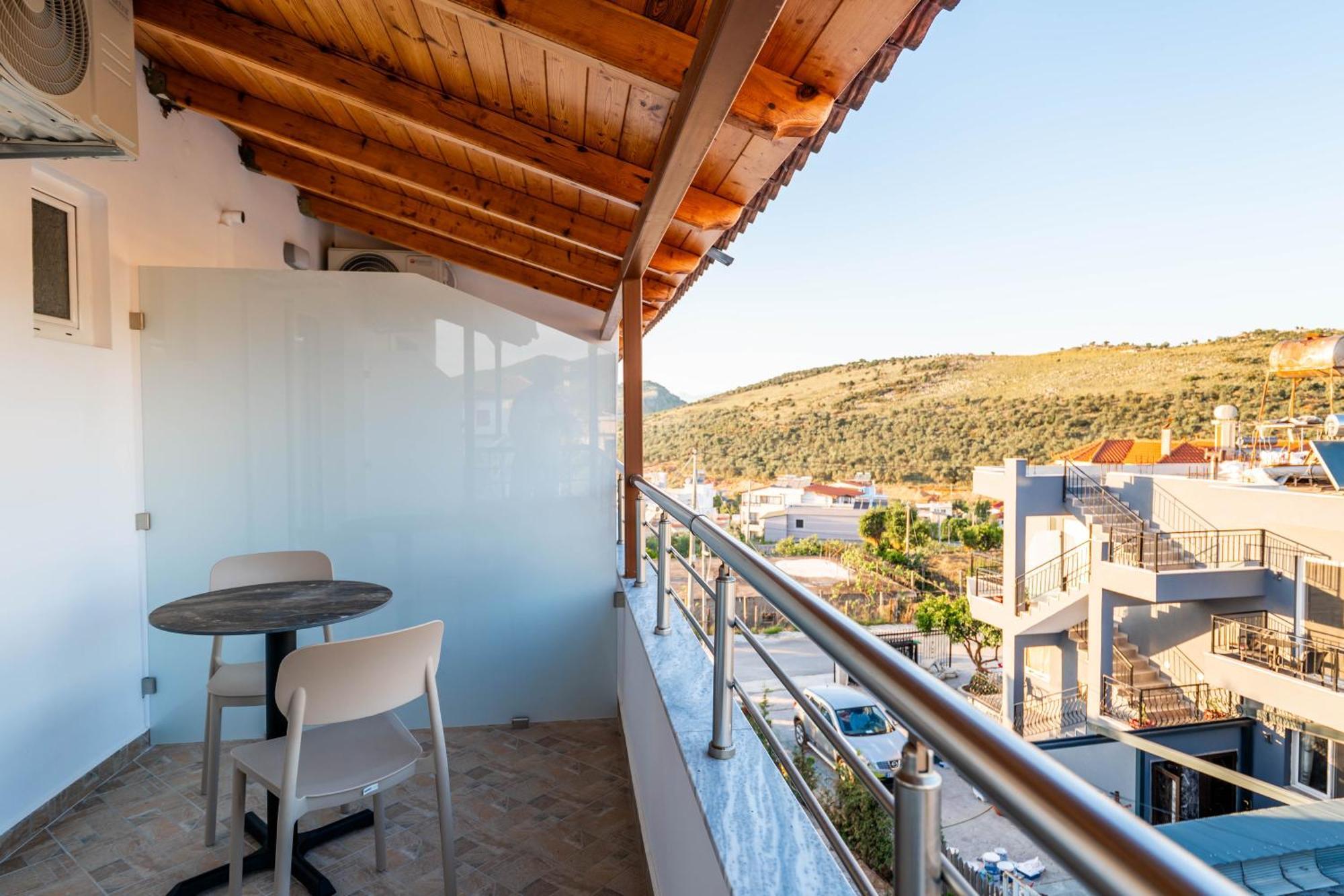 Hotel Perla Ksamil Exterior photo
